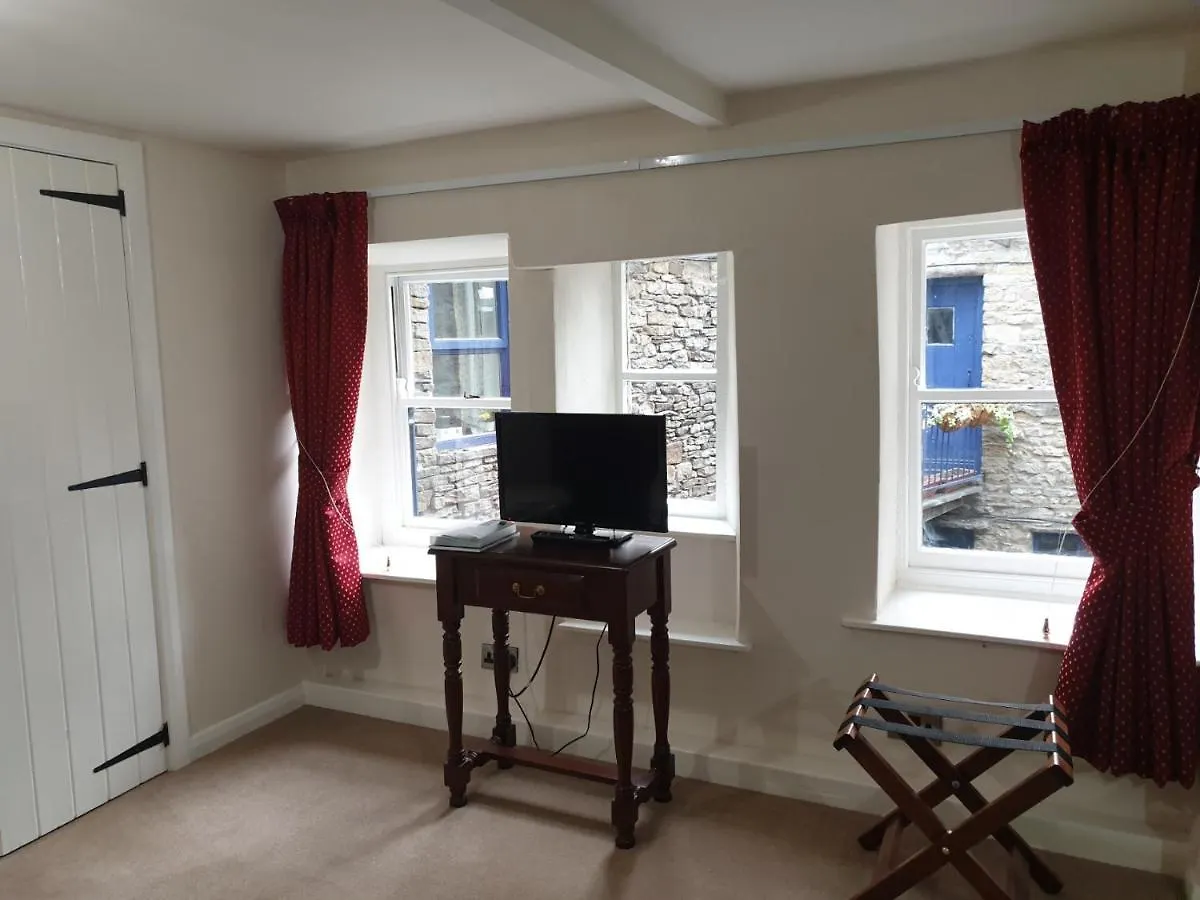 Sykes House Bed and Breakfast Askrigg 0*,